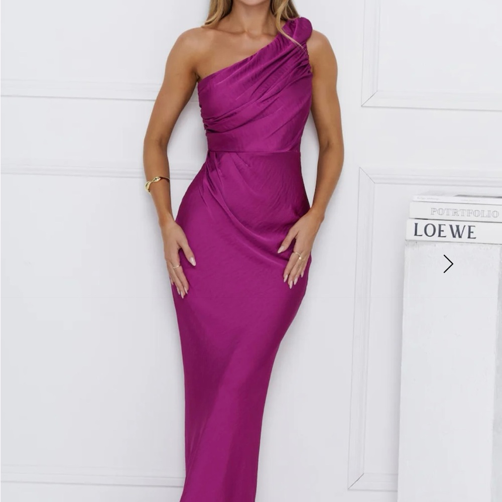 CHASE YOUR POWER ONE SHOULDER SATIN MAXI DRESS BERRY Hello Molly